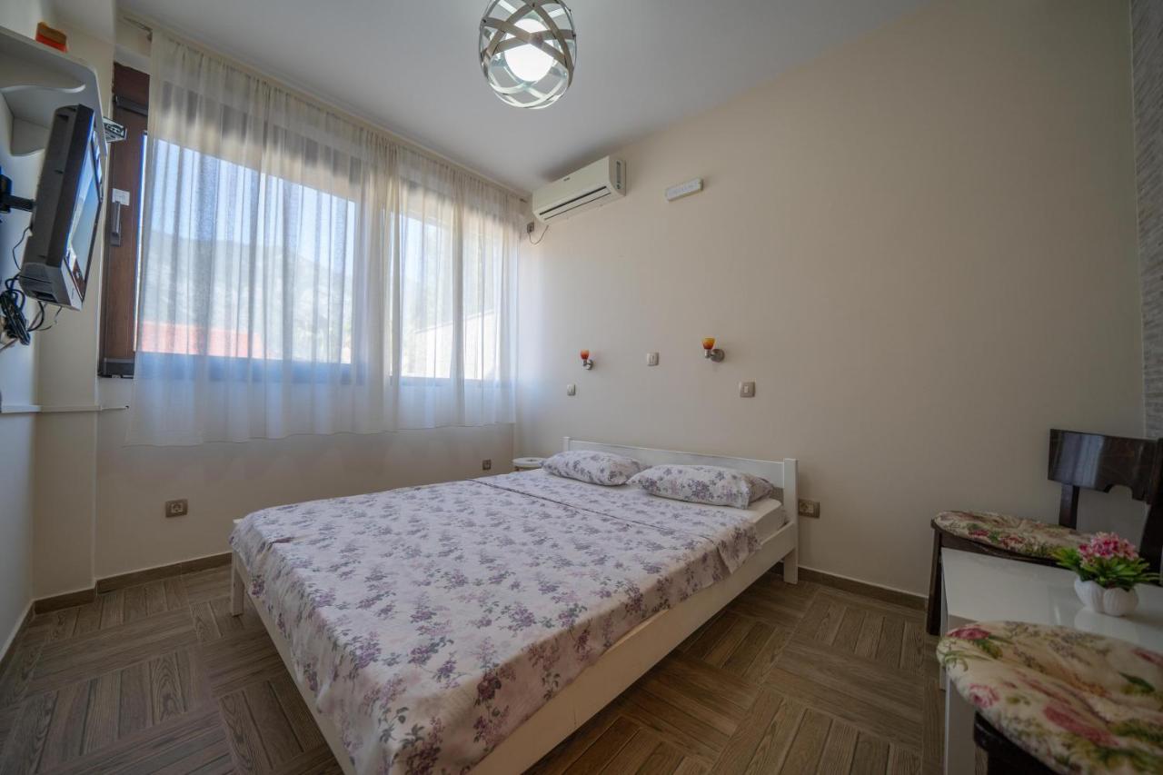 Apartments Milunovic Kotor Luaran gambar