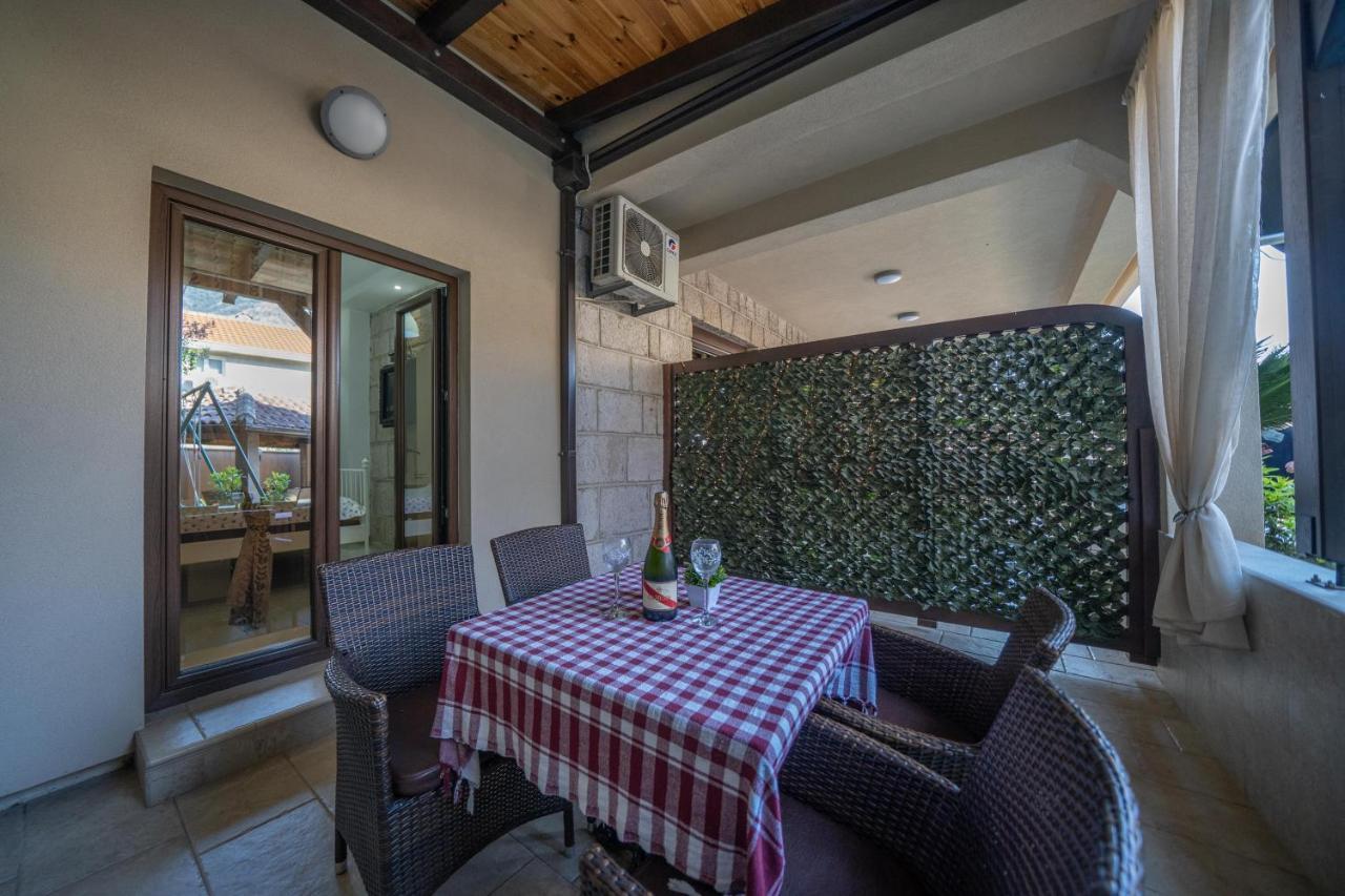 Apartments Milunovic Kotor Luaran gambar