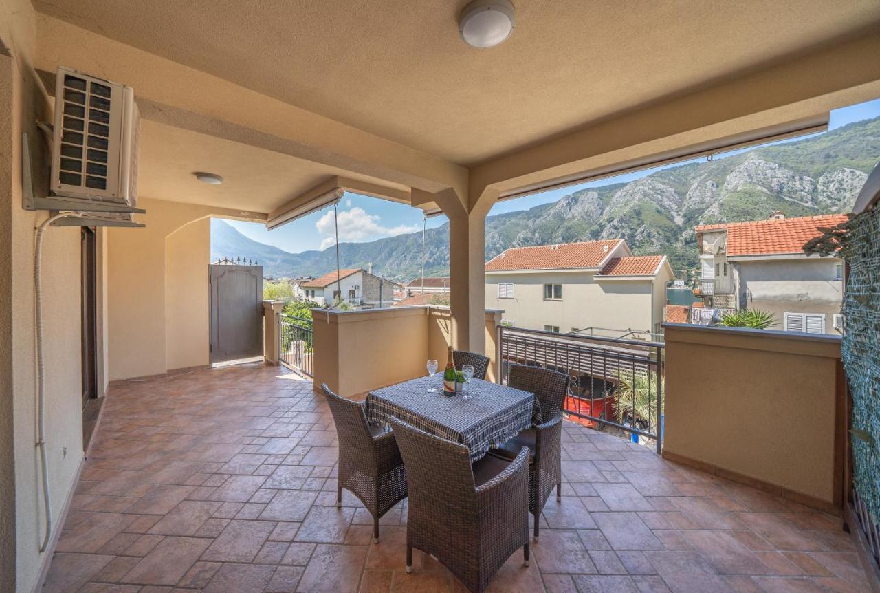 Apartments Milunovic Kotor Luaran gambar